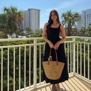 Old Navy Black Sleeveless Maxi Dress